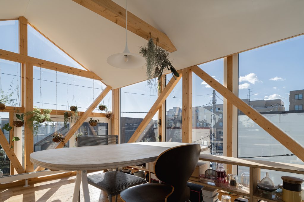 髙木貴間建築設計事務所|the row house of western sunlight(2021, 住宅・リノベーション・札幌)